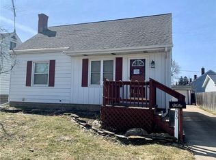 2410 Bird Dr, Erie, PA 16510