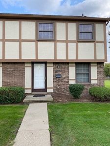 19665 Raleigh Cir S, Southfield, MI, 48076
