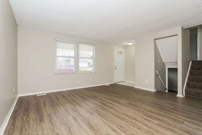 9381 Loralinda Dr — Photo 6