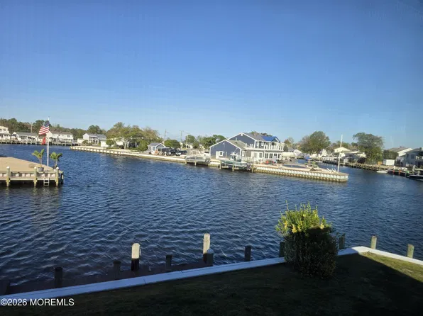 26 Culebra Ave, Toms River, NJ 08753