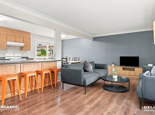 240 Lakeshore Rd #1, Saint Catharines, ON L2M1R6
