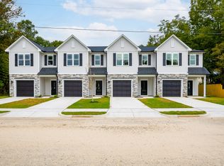 606 S Blackmon St, Benson, NC 27504