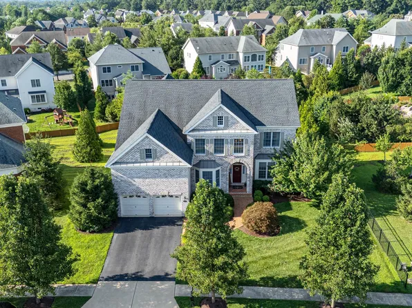 15709 Victorias Crest Pl, Haymarket, VA 20169