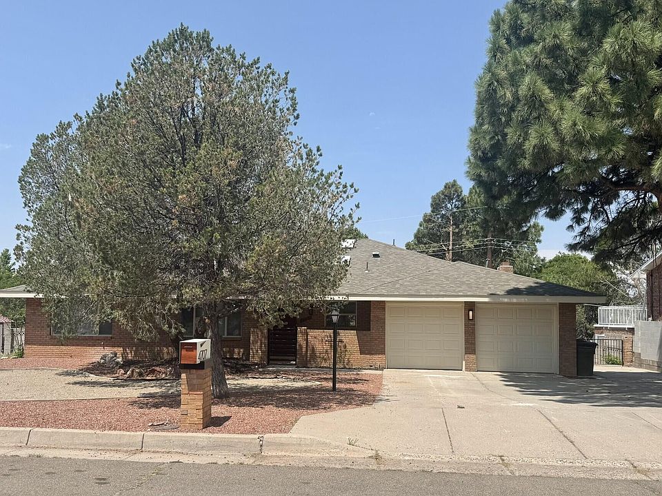 1st image of 4707 Huntington Dr NE