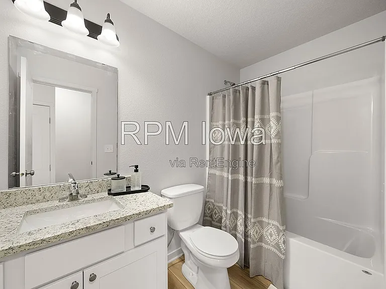 325 Freedom Way — Photo 8