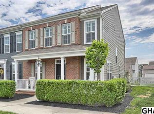 46 Folsom Aly, Mechanicsburg, PA 17050