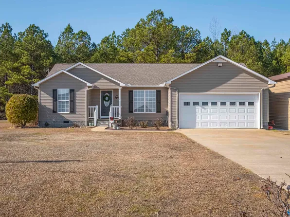101 Clay Dr, Gadsden, AL 35903