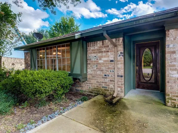 9739 Philmont Dr, Houston, TX 77080