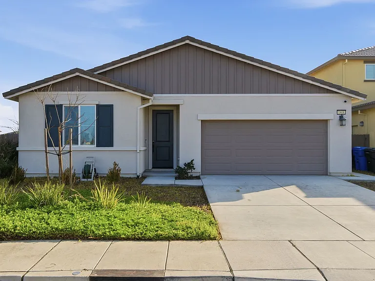 1808 Tiki Ave — Photo 1