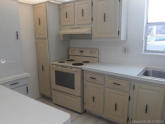 2nd image of 147 Lake Carol Dr #147