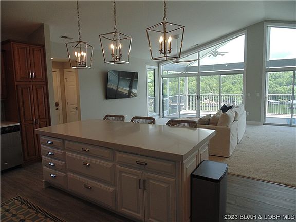 3rd image of 68 Summer Place Ct #4A