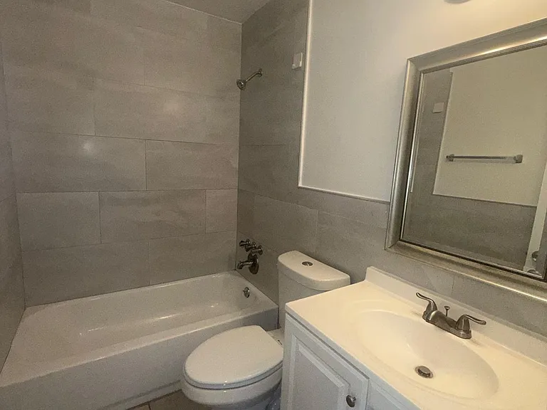 8430 NW 40th St Coral Springs, FL 33065 — Photo 7