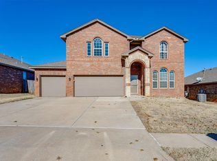 11221 NW 96th St, Yukon, OK 73099
