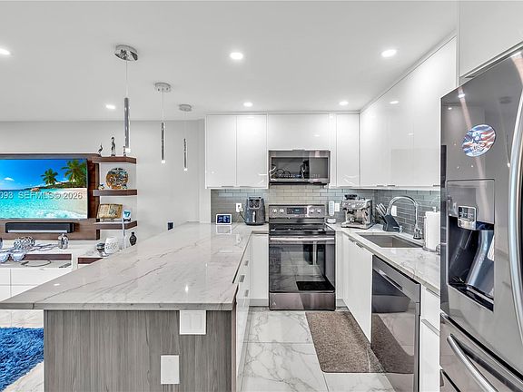 4th image of 1009 Berkshire #1009-A