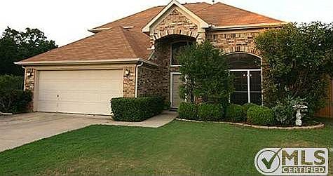1st image of 404 Woodland Ct