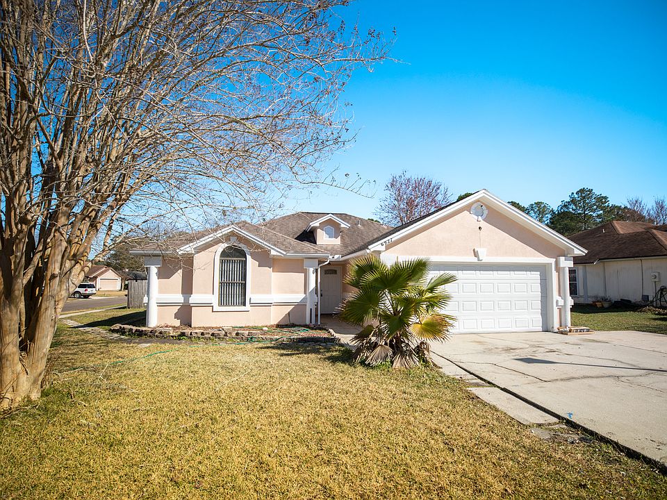 1st image of 6927 Huntington Woods Cir E #3