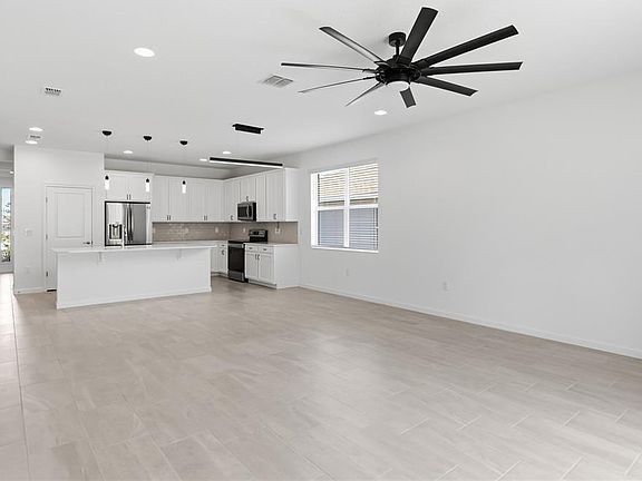 2nd image of 413 Sapphire Dr