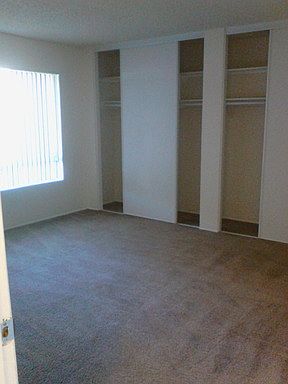 4th image of 3103 S Bristol St APT 293