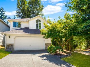 7519 NE 203rd St, Kenmore, WA 98028