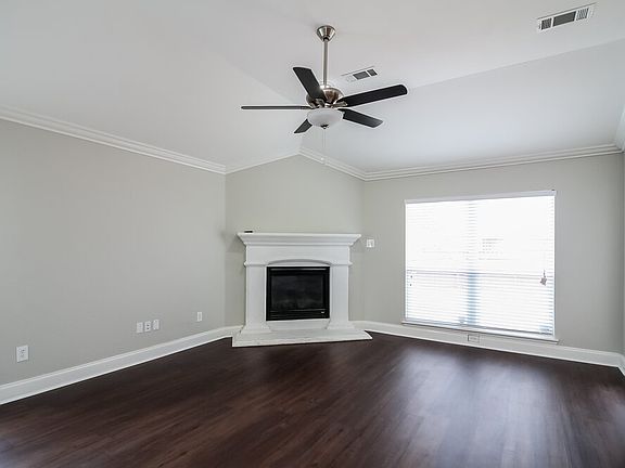 2nd image of 139 Biscayne Dr