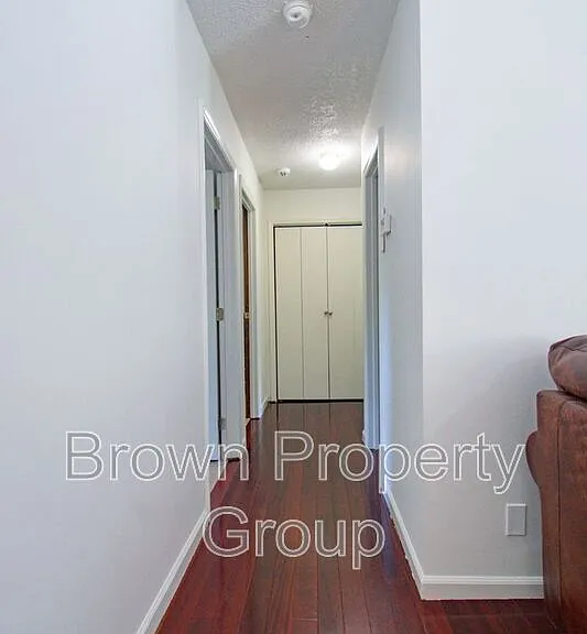 20 N Hillside Dr — Photo 9
