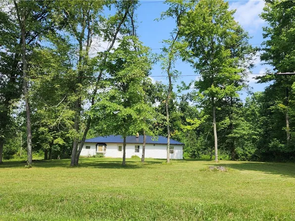 1183 Clark Rd, Enon Valley, PA 16120