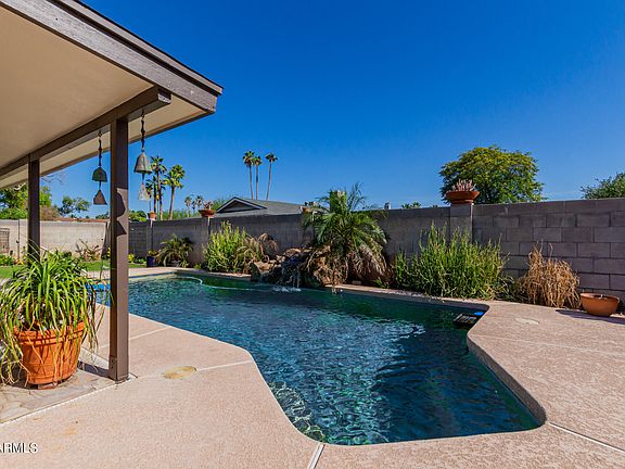 2nd image of 1947 E PEBBLE BEACH Drive