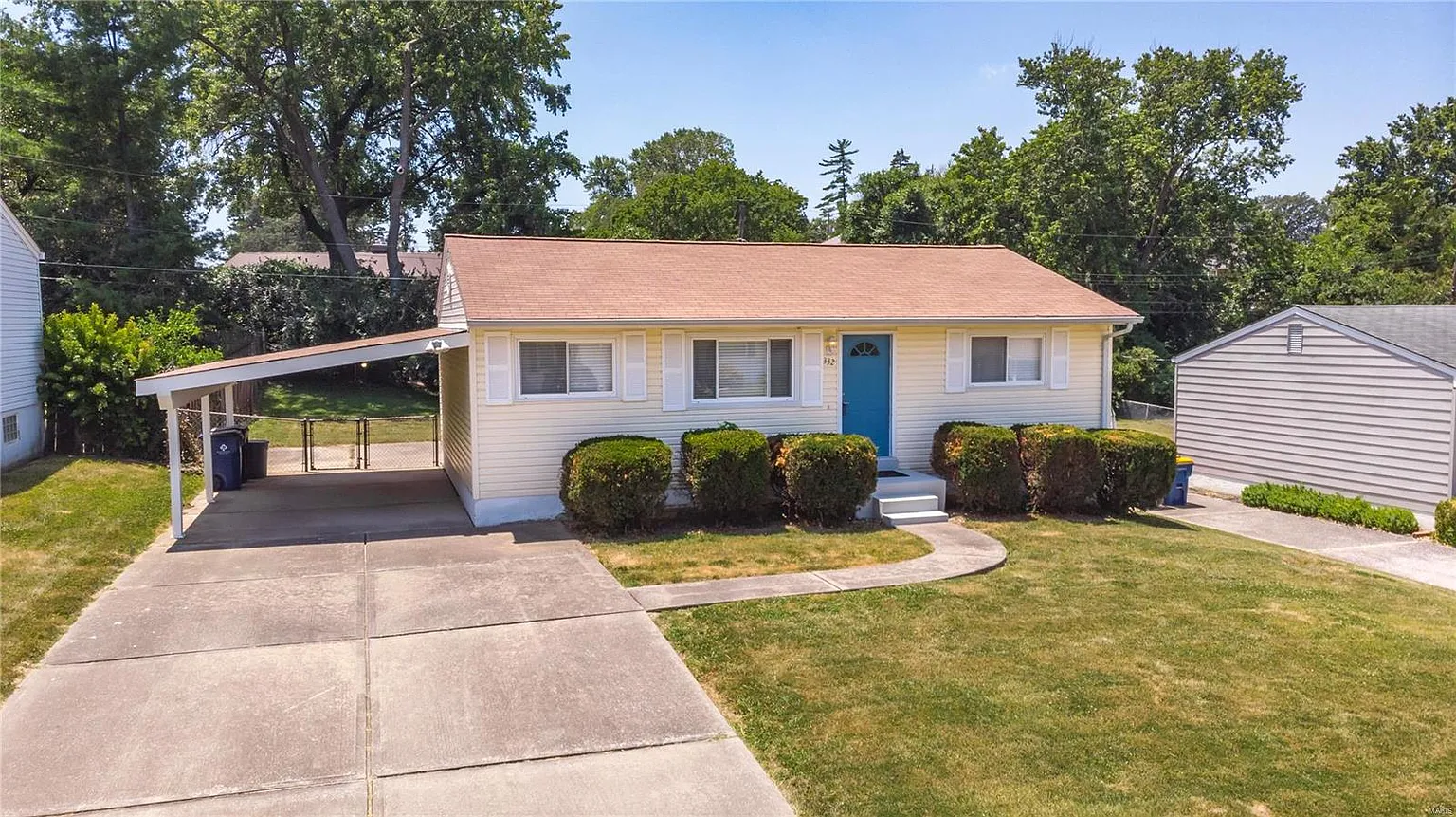 332 Malone Dr photo 1