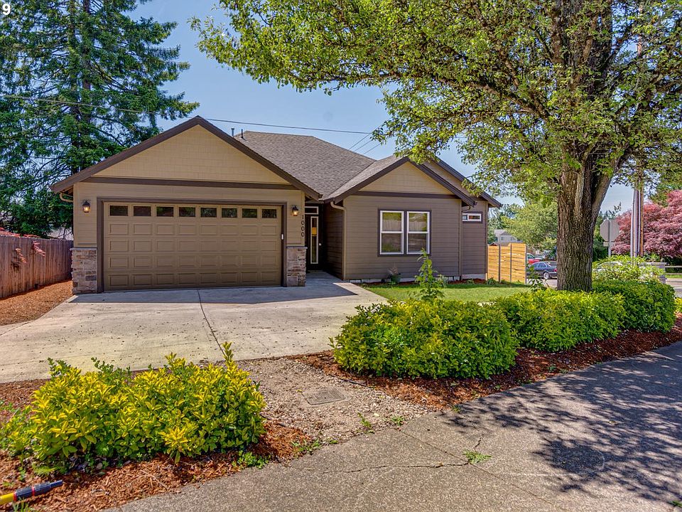 1st image of 1000 E Southview Heights Dr