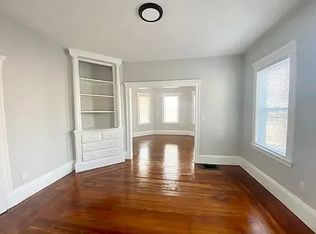 116 Brook Rd #1L, Quincy, MA 02169