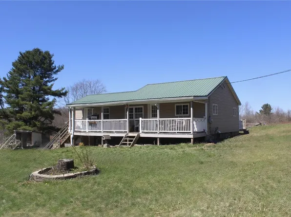 2317 Clintonville Rd, Harrisville, PA 16038