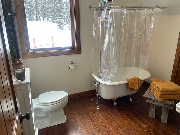 Upstairs Renters Private Bathroom