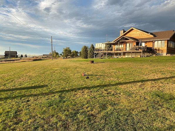 1909 Kennedy Rd, Mobridge, SD 57601