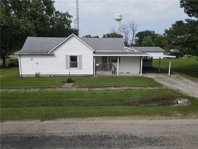 802 Indiana St, Edgewood, IL, 62426