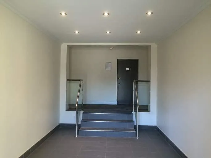 1660 Bathurst St — Photo 16