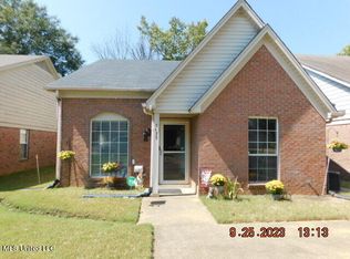 7433 Hugh Ln, Southaven, MS 38671