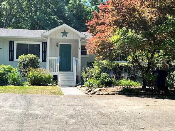 322 Powder Springs St, Hiram, GA 30141