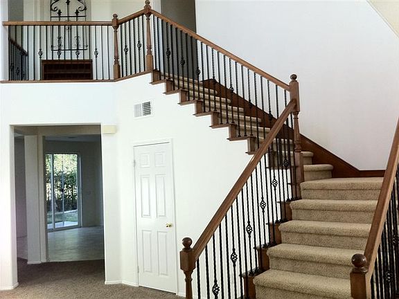 5th image of 36041 Blackstone Cir