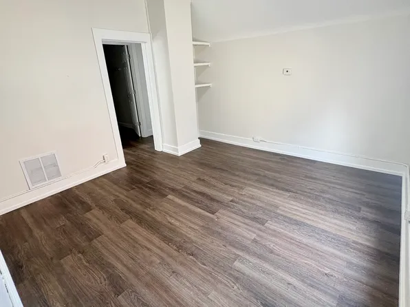 425 W Lawrence St #2, Mishawaka, IN 46545