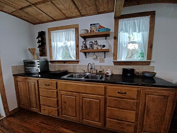 5th image of 2135 Broad Oak Dr #1