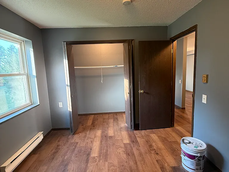 902 N 6th St #14 — Photo 8