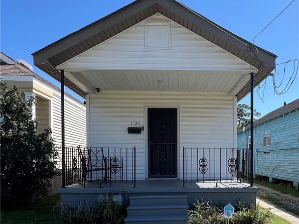 1724 Palfrey St, Gretna, LA 70053