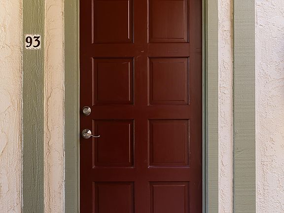 3rd image of 5518 Armitos Ave APT 93