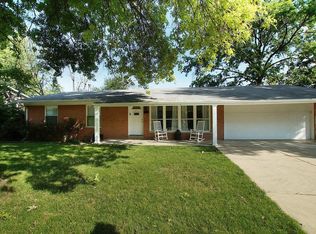 213 Oriole Dr, Saint Charles, MO 63301