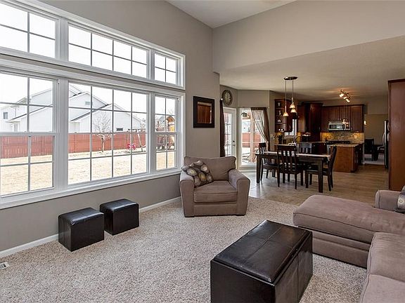 5th image of 4605 Ashwood Dr