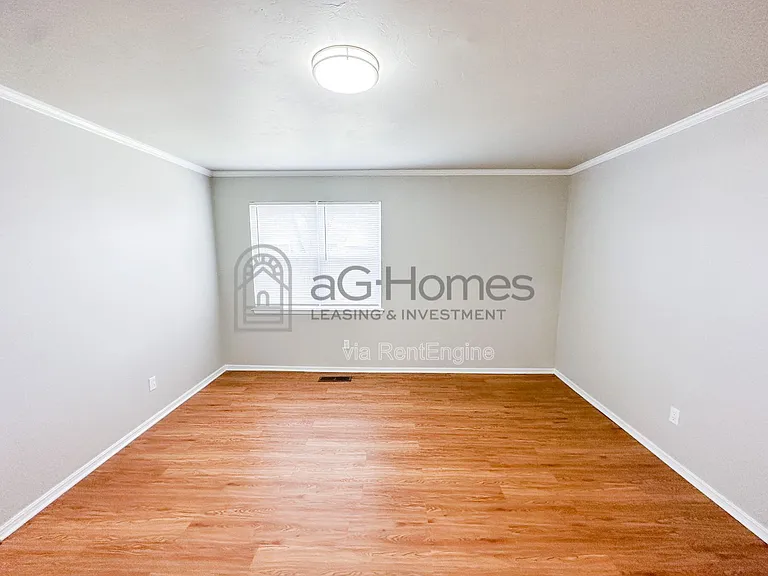 730 Arlington Dr — Photo 14