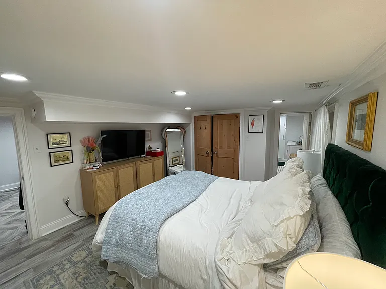 6217 Brookside Blvd — Photo 24