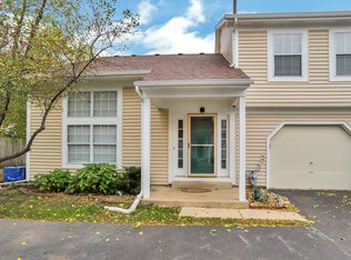233 Acorn Dr, Streamwood, IL 60107