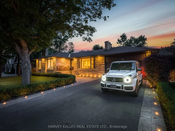 66 Westwood Ln, Richmond Hill, ON L4C 6Y1