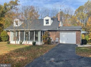 91 Dogwood Ln, Reading, PA 19607